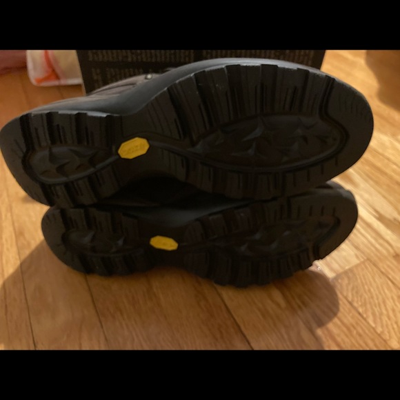 NIB Hanwag Chamdo US 9 EU 43 - Picture 2 of 4